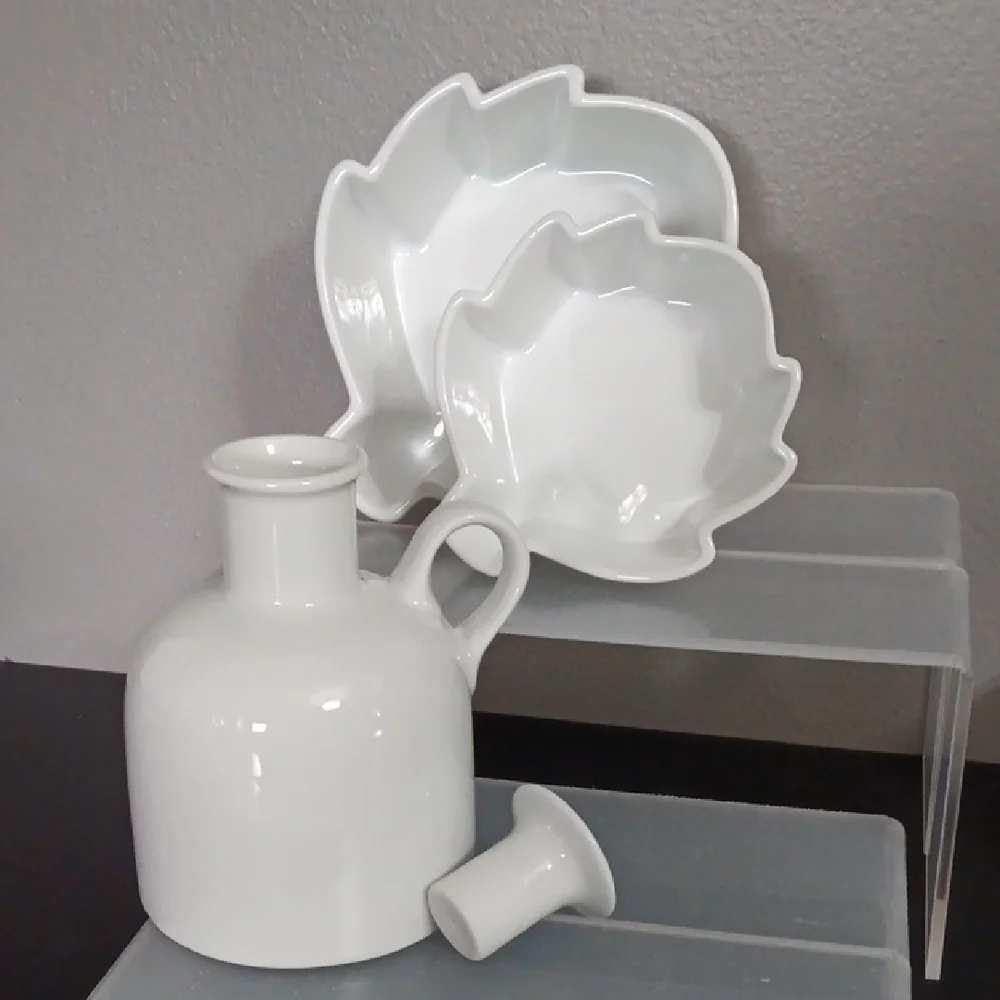 Crate&Barrel Artichoke Dish Set & Oil/VInegar
